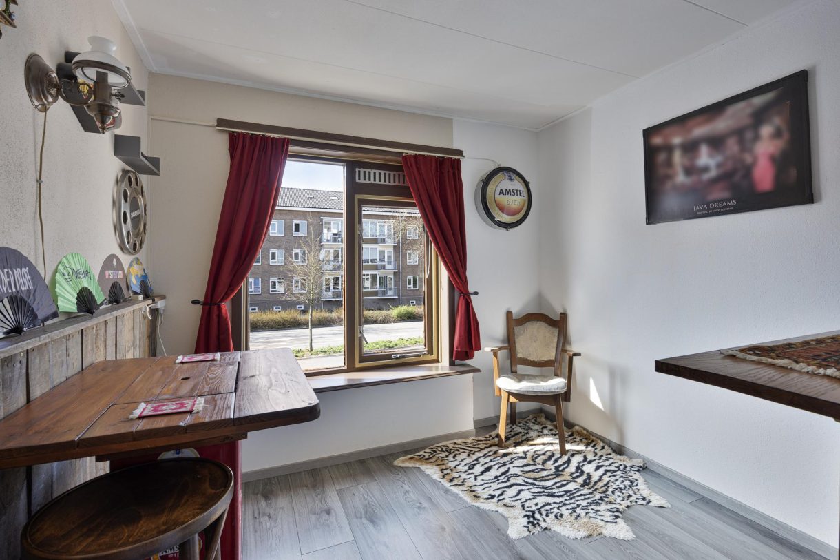 Te koop: Foto Appartement aan de Witte de Withstraat 8 in Alphen aan den Rijn