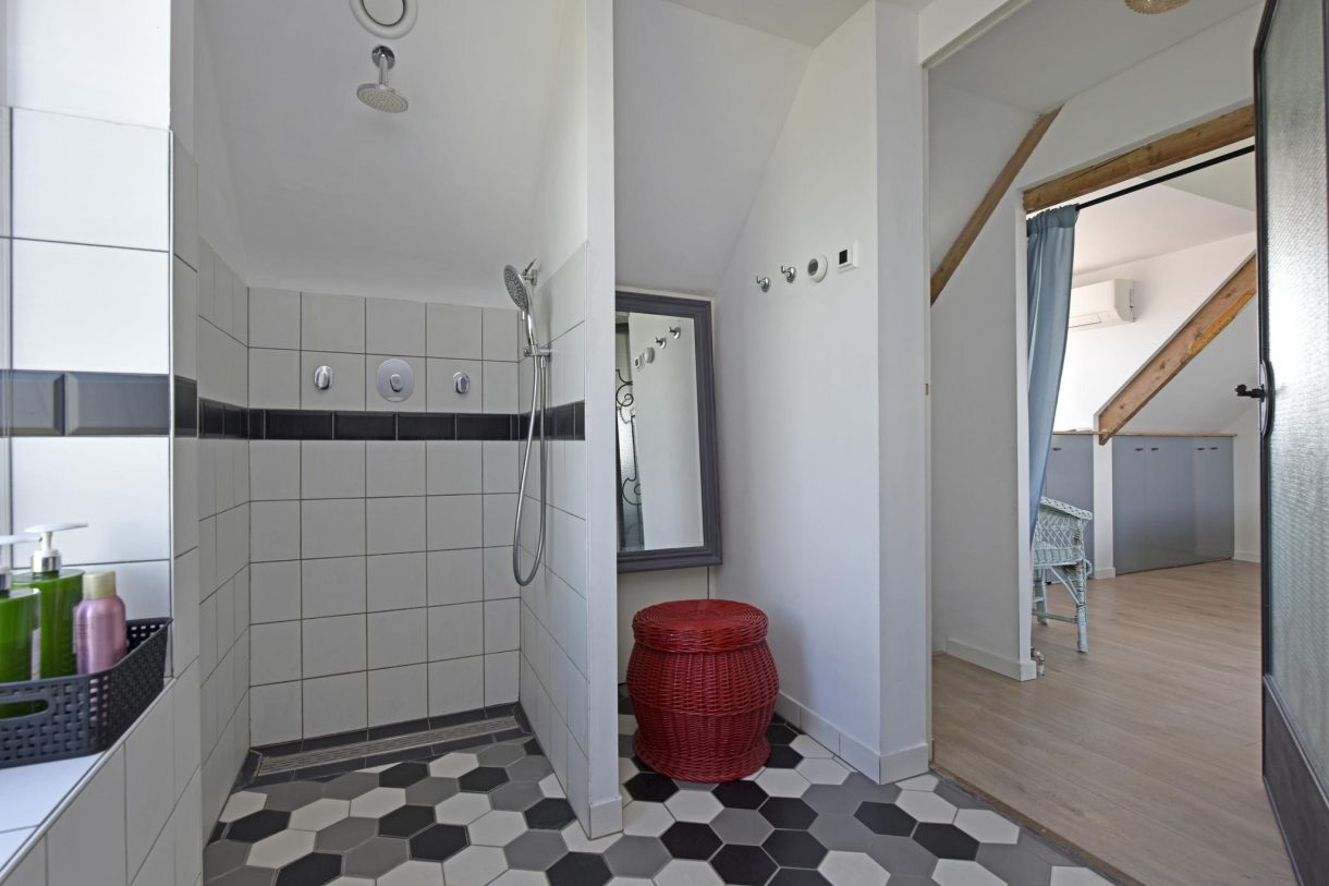 Te koop: Foto Woonhuis aan de Nieuwveens Jaagpad 120 in Nieuwveen