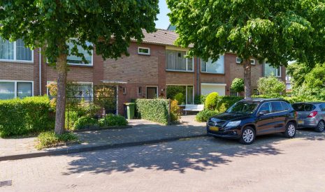 Te koop: Foto Woonhuis aan de Frans van Mierisstraat 10 in Maarssen