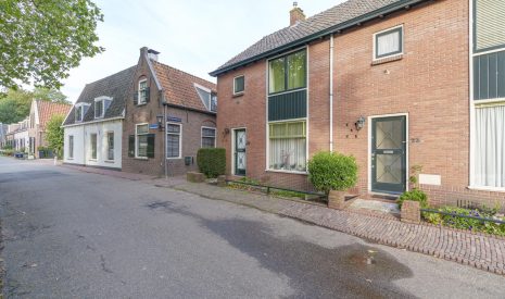 Te koop: Foto Woonhuis aan de Oud Over 21 in Loenen aan de Vecht