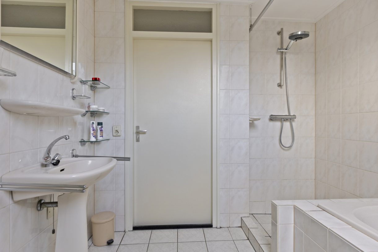 Te koop: Foto Woonhuis aan de de Karos 3 in Leek