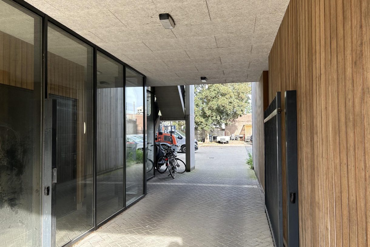 Te huur: Foto Overig OG aan de Broekhovenseweg ong in Tilburg