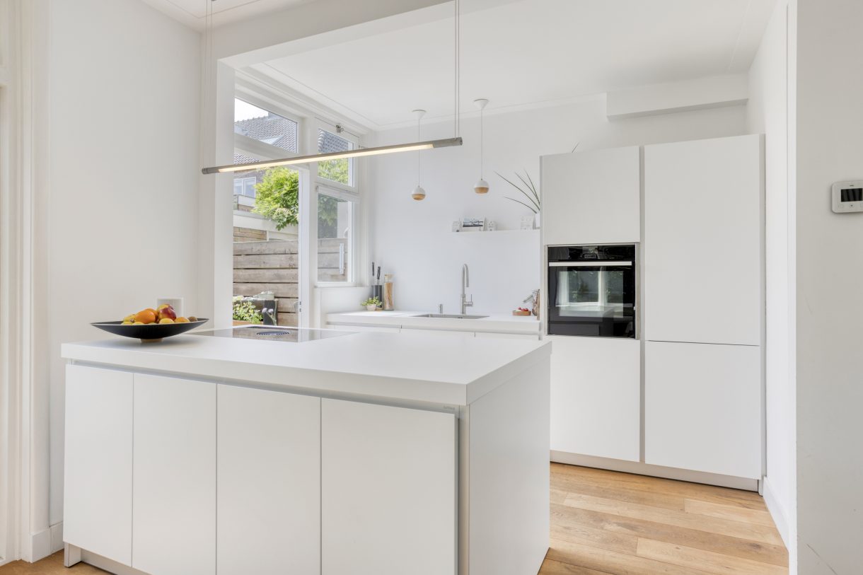 Te koop: Foto Woonhuis aan de Toussaintplein 8 in Alphen aan den Rijn