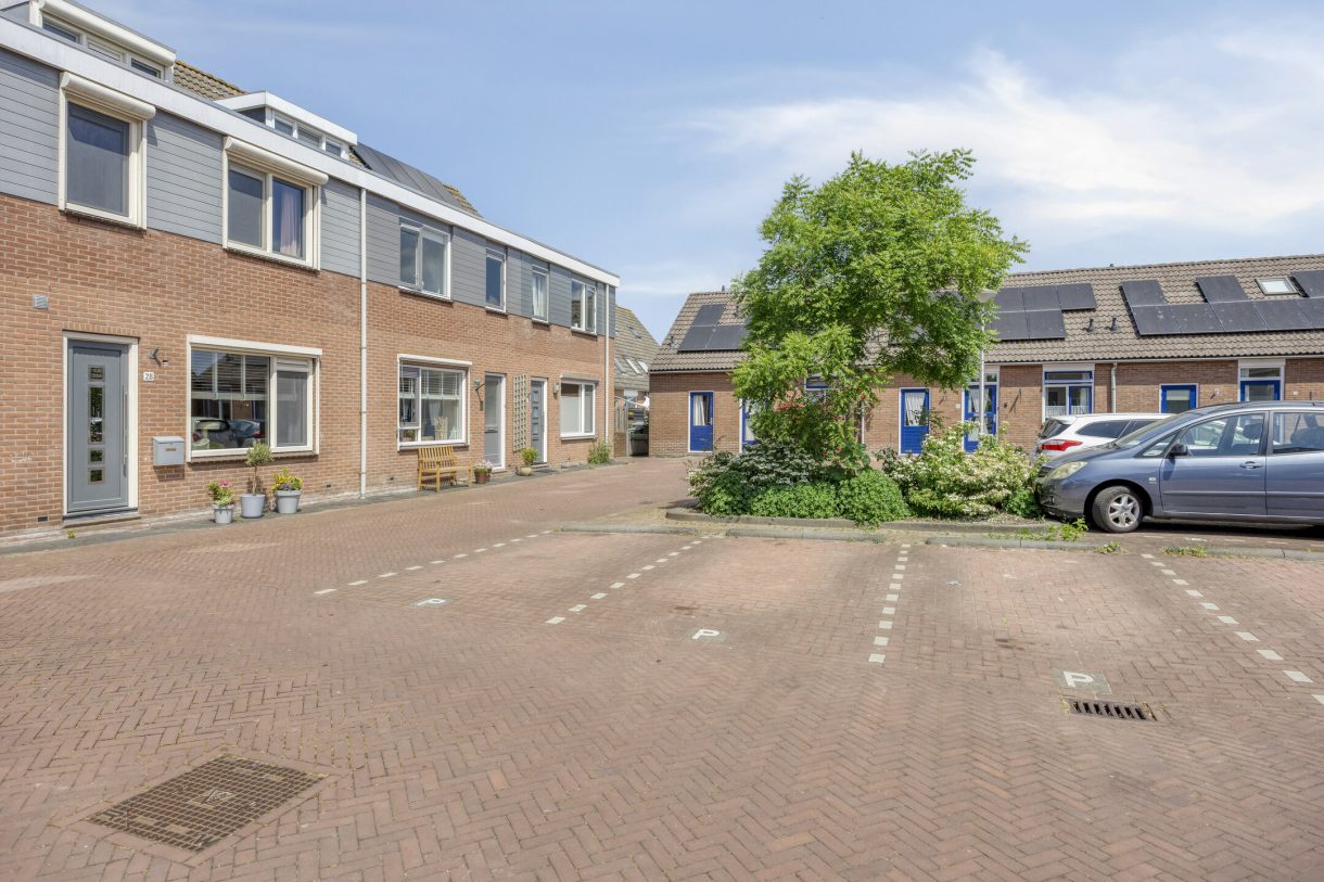 Te koop: Foto Woonhuis aan de Dokter van der Windhof 26 in Aarlanderveen