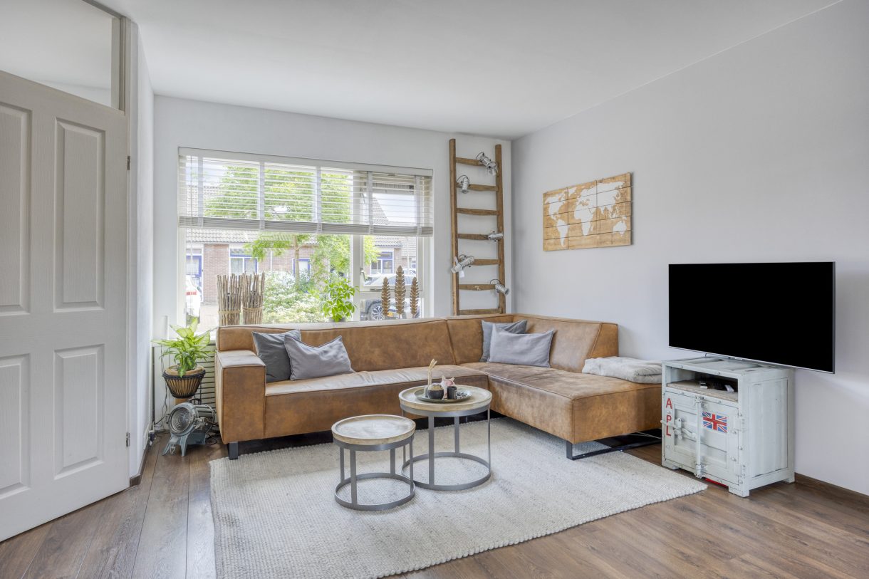 Te koop: Foto Woonhuis aan de Dokter van der Windhof 26 in Aarlanderveen