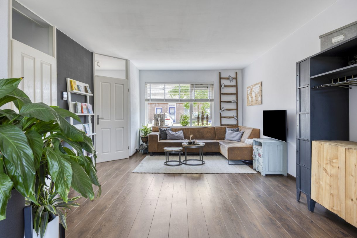 Te koop: Foto Woonhuis aan de Dokter van der Windhof 26 in Aarlanderveen