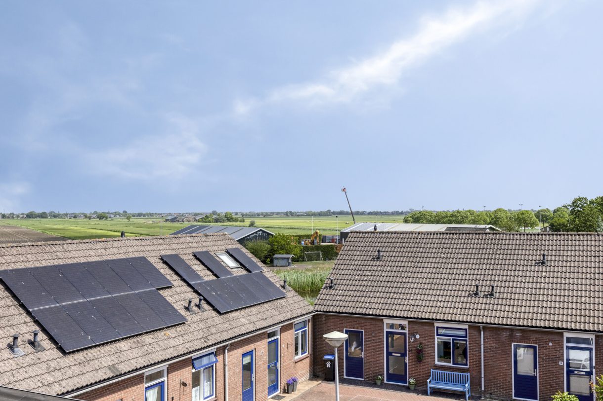 Te koop: Foto Woonhuis aan de Dokter van der Windhof 26 in Aarlanderveen