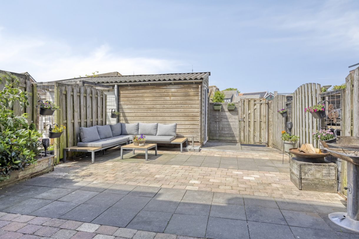 Te koop: Foto Woonhuis aan de Dokter van der Windhof 26 in Aarlanderveen