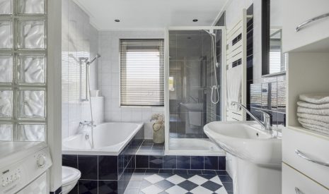 Te koop: Foto Woonhuis aan de Dokter van der Windhof 26 in Aarlanderveen