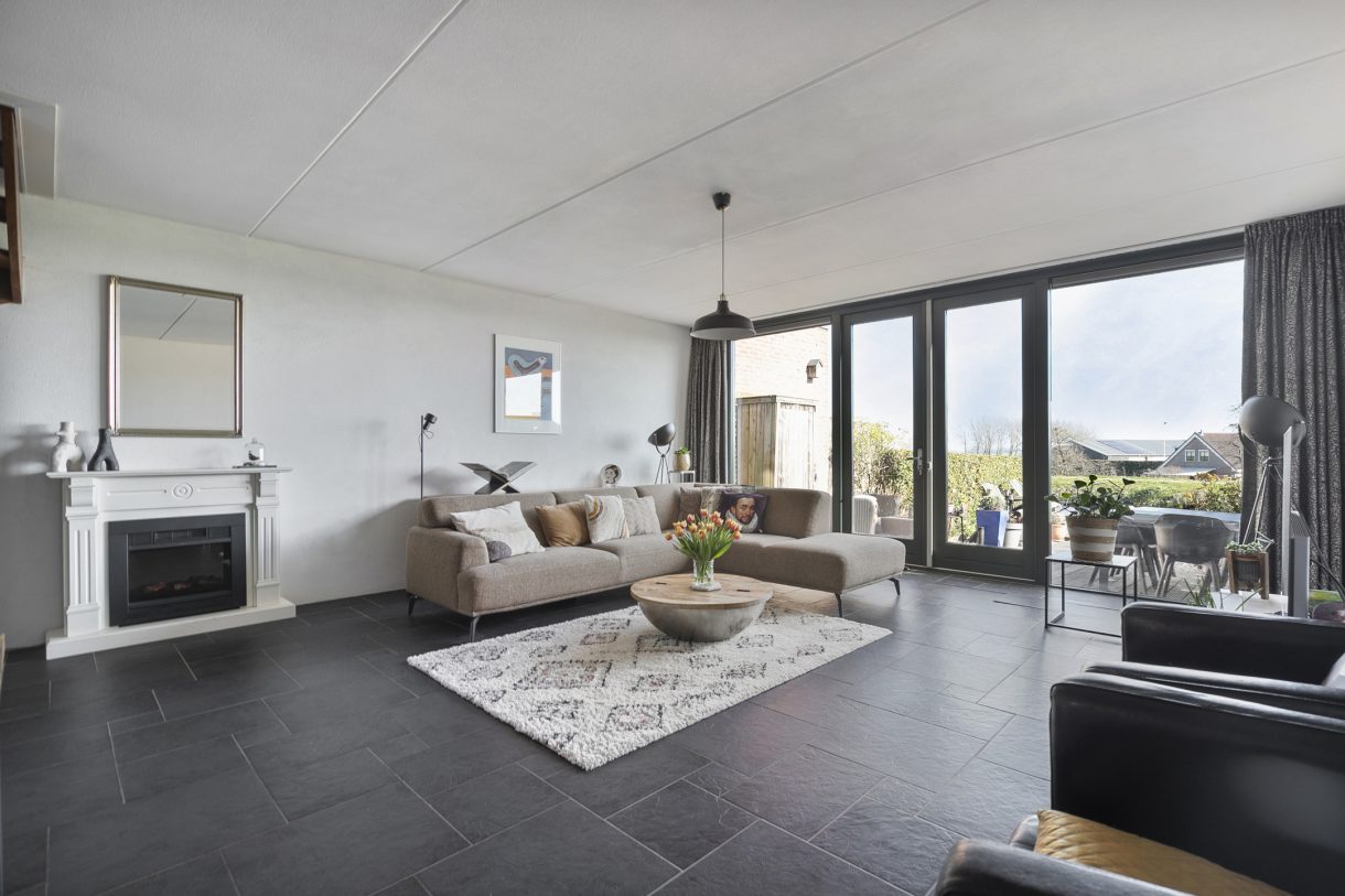 Te koop: Foto Woonhuis aan de Kuiperserf 6 in Aarlanderveen