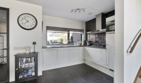 Te koop: Foto Woonhuis aan de Kuiperserf 6 in Aarlanderveen