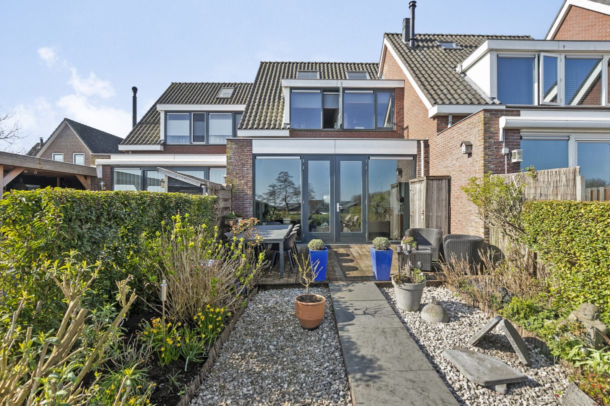 Te koop: Foto Woonhuis aan de Kuiperserf 6 in Aarlanderveen