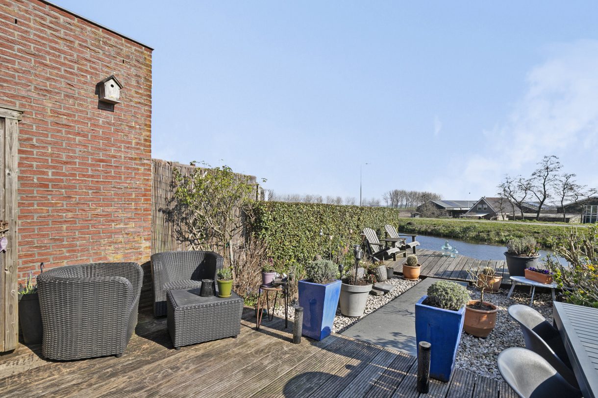 Te koop: Foto Woonhuis aan de Kuiperserf 6 in Aarlanderveen