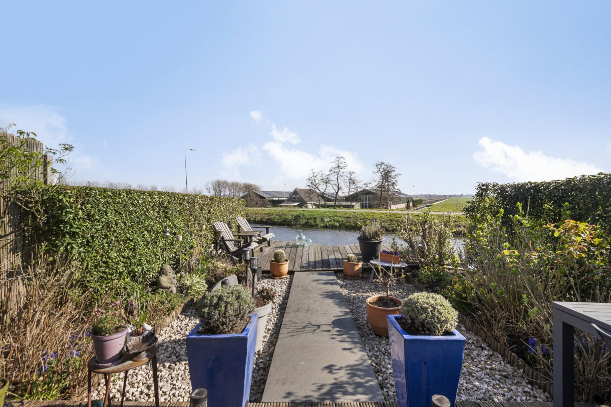 Te koop: Foto Woonhuis aan de Kuiperserf 6 in Aarlanderveen