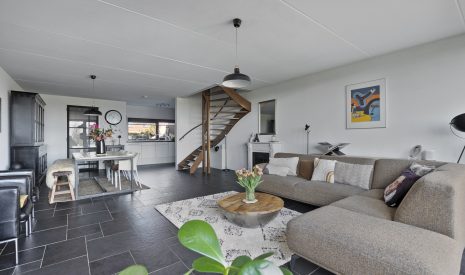 Te koop: Foto Woonhuis aan de Kuiperserf 6 in Aarlanderveen