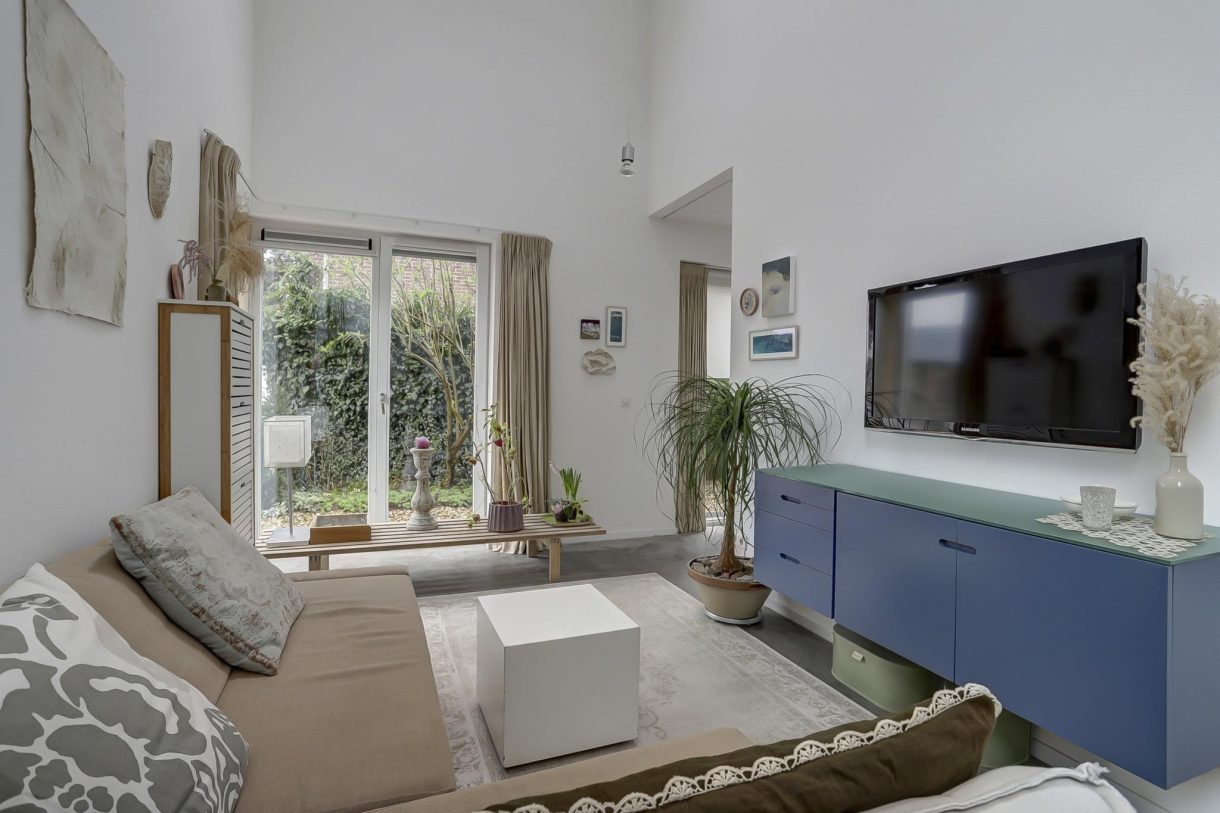 Te koop: Foto Woonhuis aan de Spoorlaan Zuid 27D in Rijen