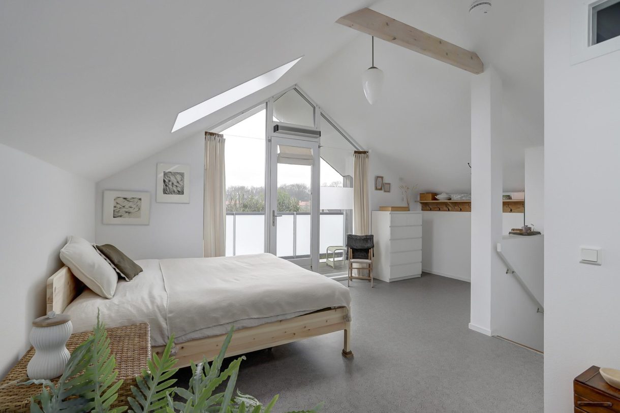 Te koop: Foto Woonhuis aan de Spoorlaan Zuid 27D in Rijen