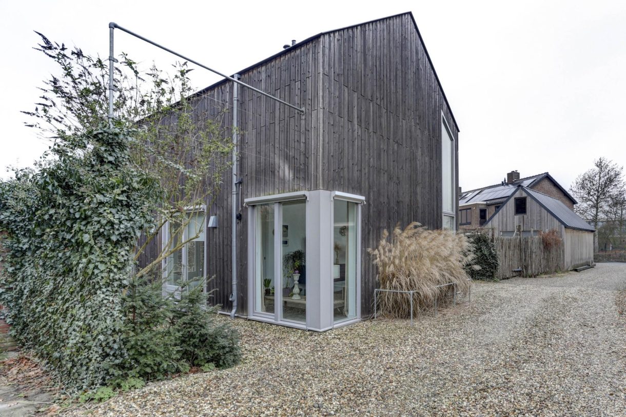 Te koop: Foto Woonhuis aan de Spoorlaan Zuid 27D in Rijen