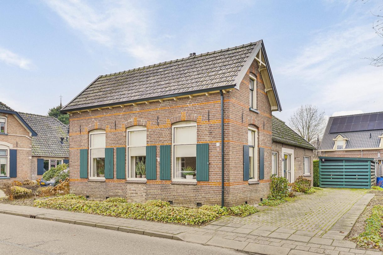 Te koop: Foto Woonhuis aan de Dr. Alfons Ariensstraat 17 in Steenderen