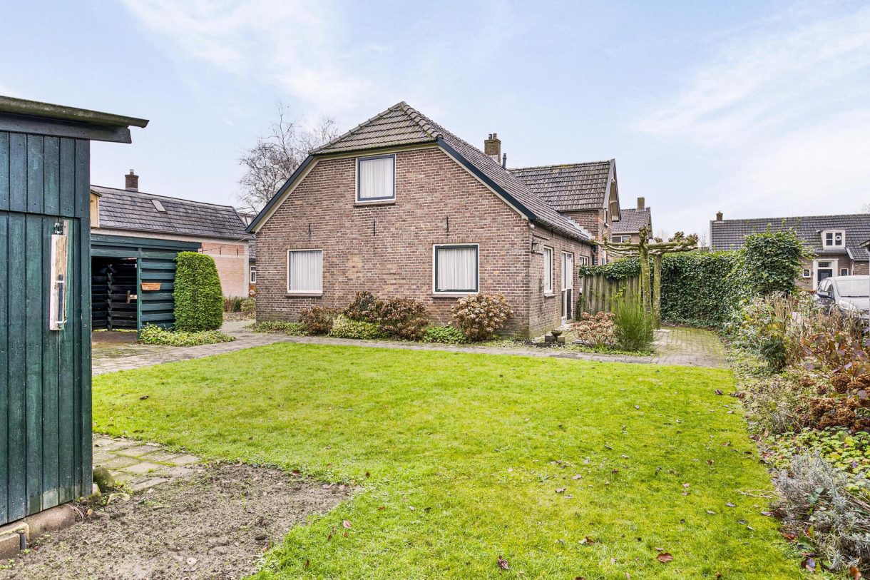 Te koop: Foto Woonhuis aan de Dr. Alfons Ariensstraat 17 in Steenderen