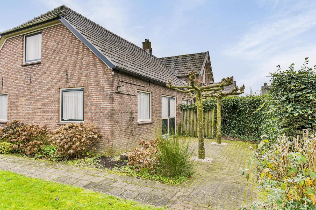 Te koop: Foto Woonhuis aan de Dr. Alfons Ariensstraat 17 in Steenderen