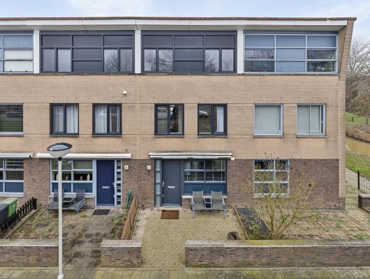 Hoofdfoto van Arnhem Van Diemenhof 37