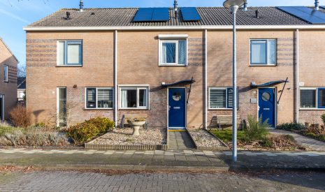 koop  Assen  Saffierstoep 28 – Hoofdfoto