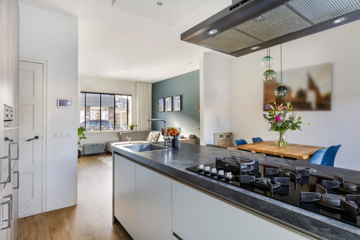 Te koop: Foto Woonhuis aan de Weteringstraat 70 in Woerden