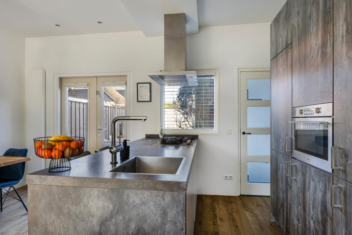 Te koop: Foto Woonhuis aan de Weteringstraat 70 in Woerden