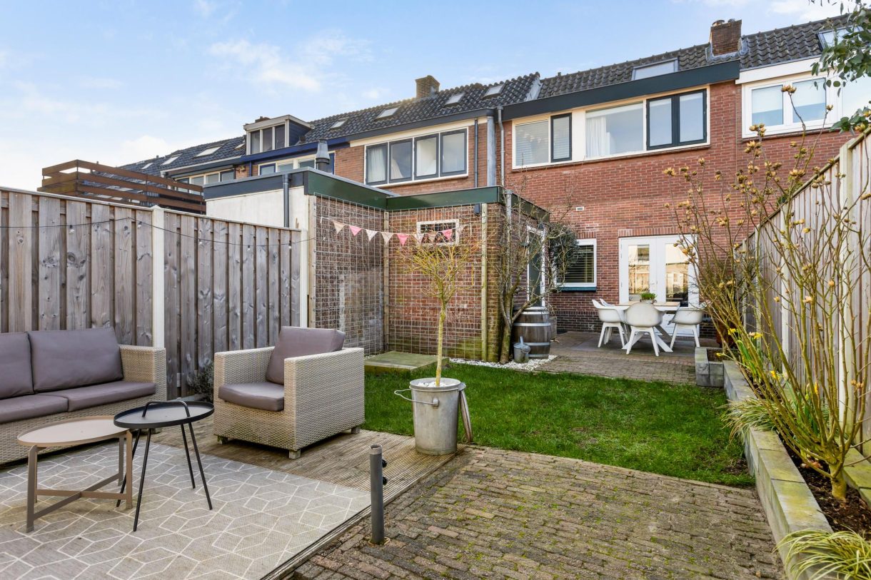 Te koop: Foto Woonhuis aan de Weteringstraat 70 in Woerden