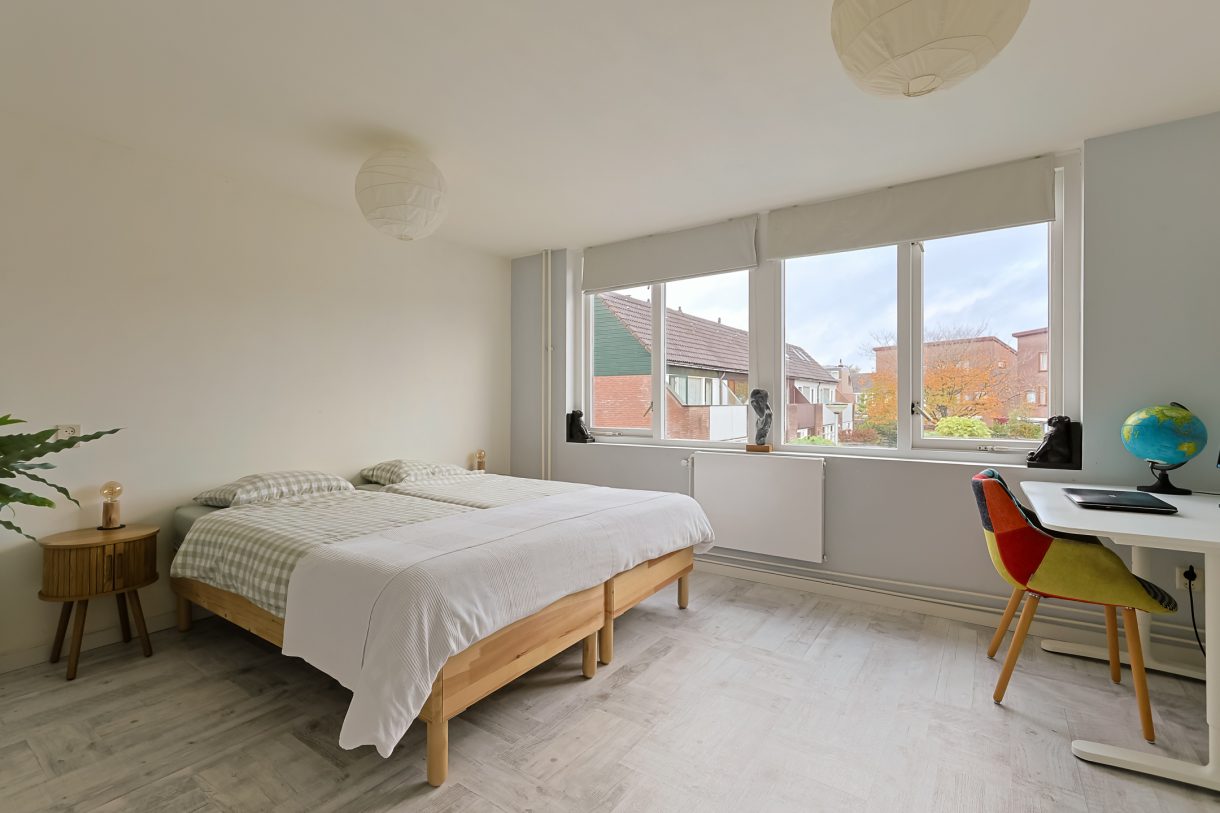 Te koop: Foto Woonhuis aan de Alphons Diepenbrocksingel 42 in Leiderdorp