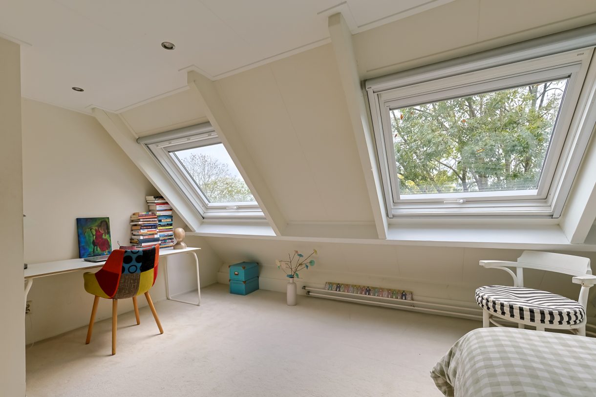 Te koop: Foto Woonhuis aan de Alphons Diepenbrocksingel 42 in Leiderdorp