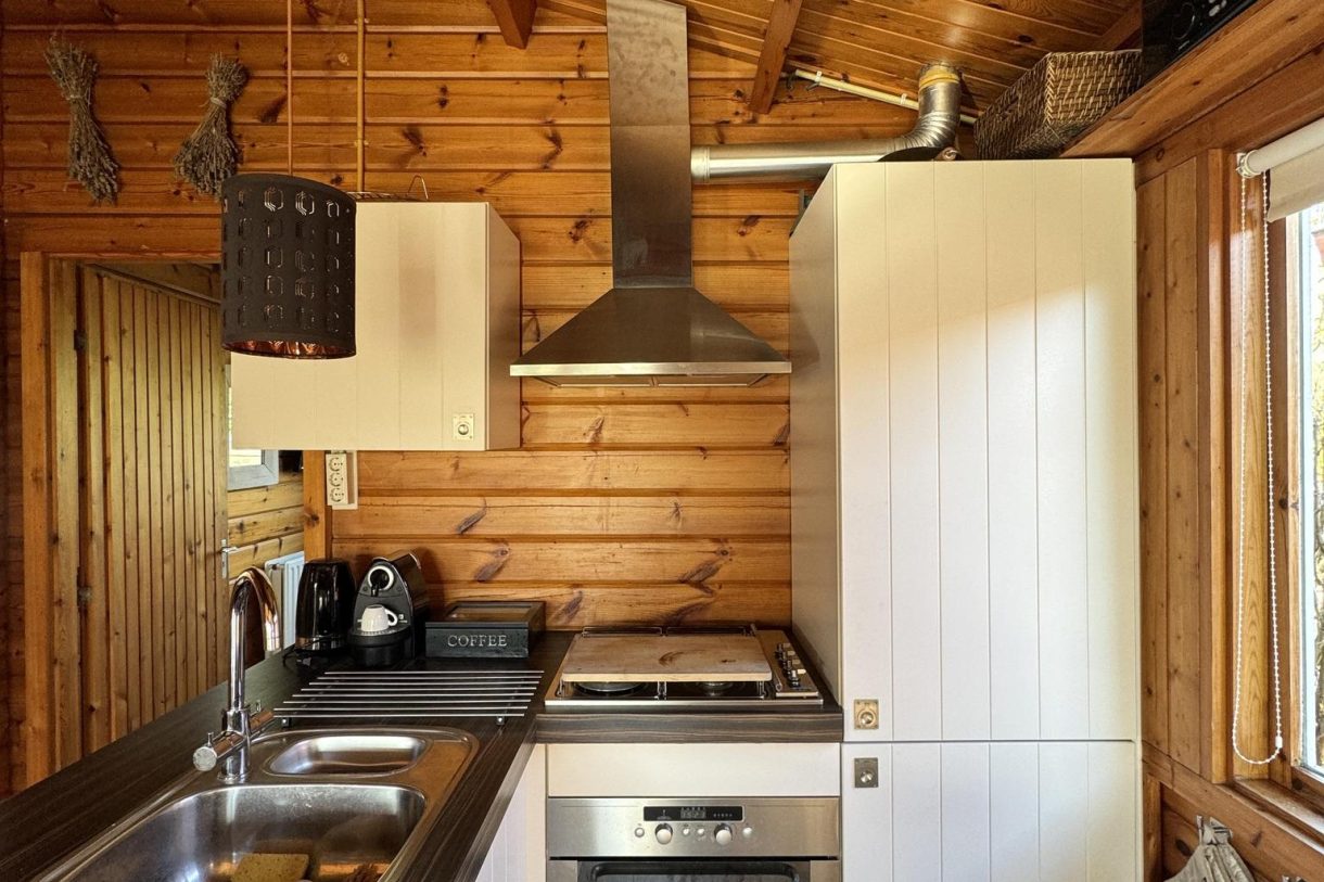 Te koop: Foto Woonhuis aan de Nieuw-Loosdrechtsedijk 212C5 in Loosdrecht