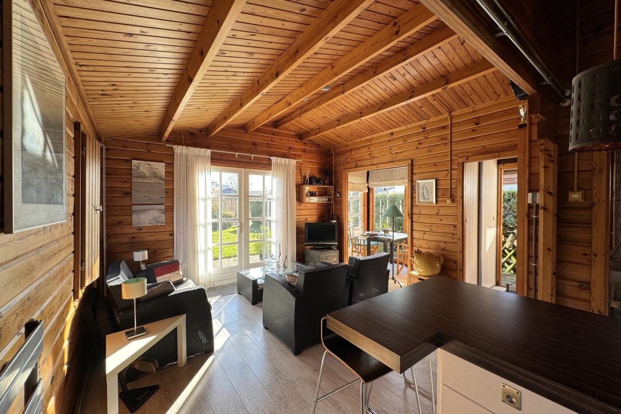 Te koop: Foto Woonhuis aan de Nieuw-Loosdrechtsedijk 212C5 in Loosdrecht