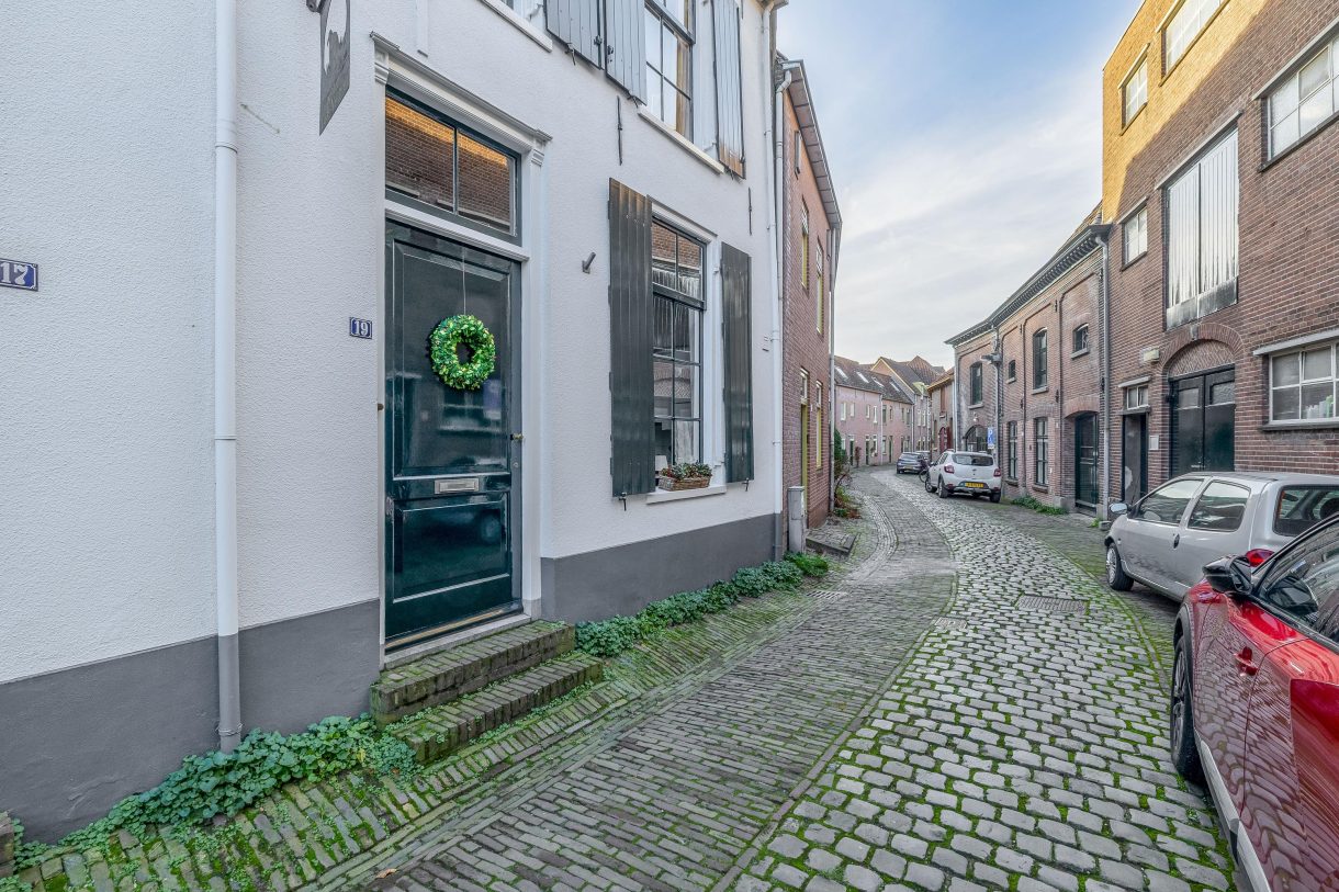Te koop: Foto Woonhuis aan de Bakkerstraat 19 in Zutphen