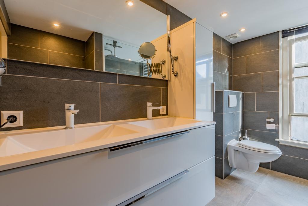 Te koop: Foto Woonhuis aan de Straatweg 120 in Breukelen