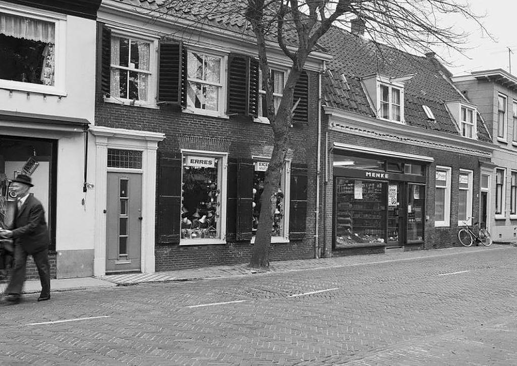 Te koop: Foto Woonhuis aan de Straatweg 120 in Breukelen