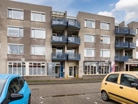 Hoofdfoto van Hoogeveen Nicolaas Beetsplein 45