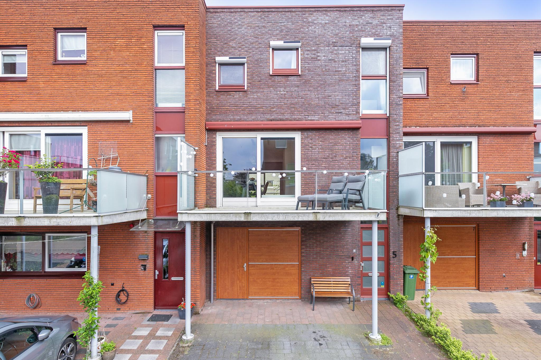 Image 10