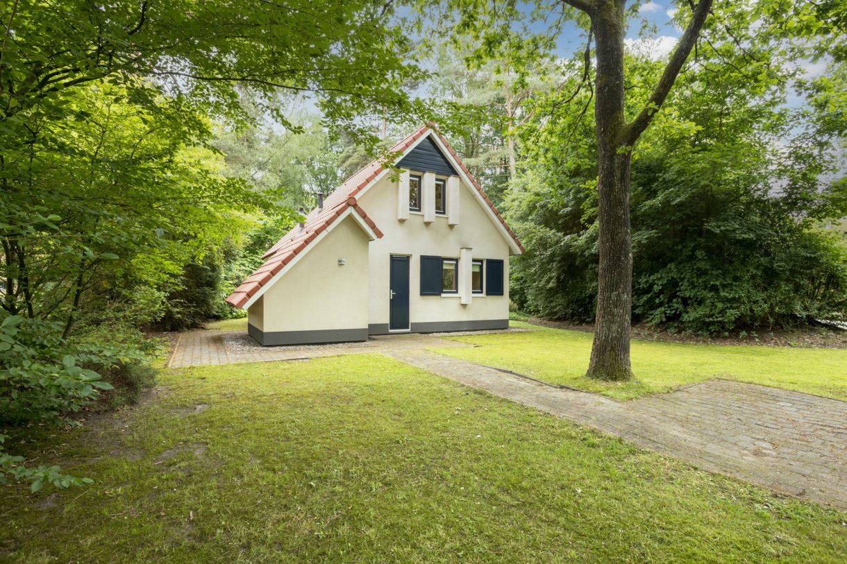 Te koop: Foto Woonhuis aan de Hof van Halenweg 2-161 in Hooghalen