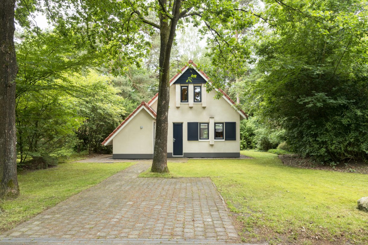 Te koop: Foto Woonhuis aan de Hof van Halenweg 2-161 in Hooghalen