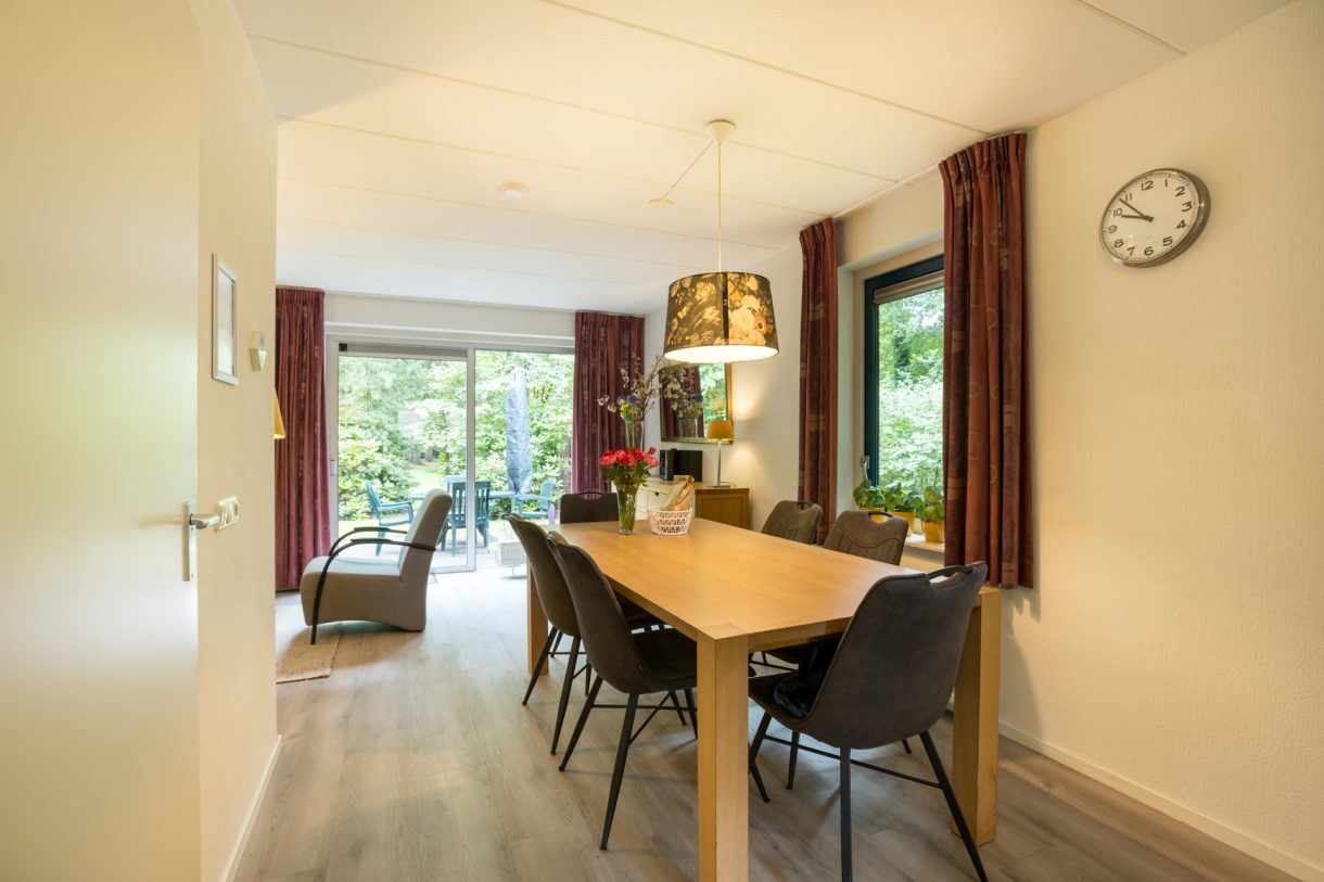 Te koop: Foto Woonhuis aan de Hof van Halenweg 2-161 in Hooghalen