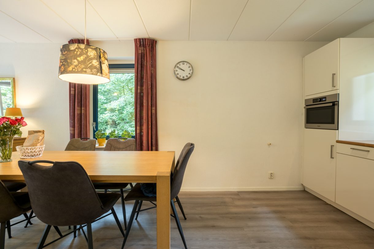 Te koop: Foto Woonhuis aan de Hof van Halenweg 2-161 in Hooghalen