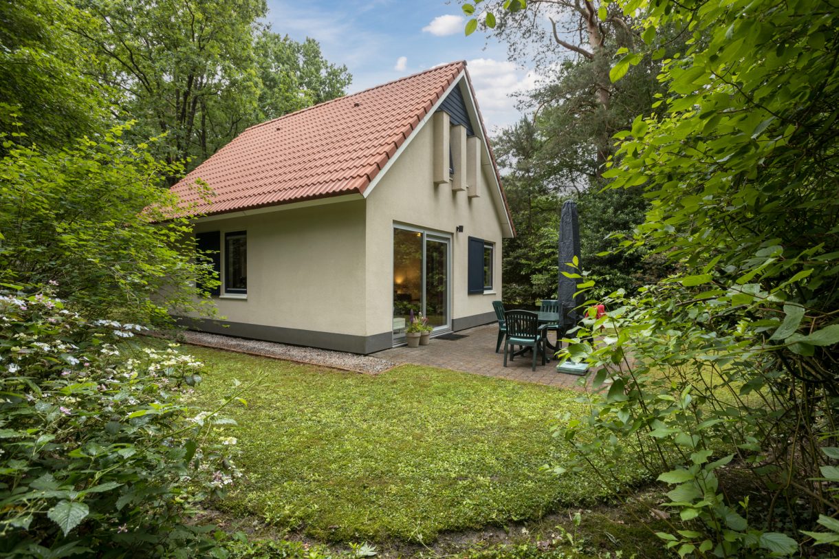 Te koop: Foto Woonhuis aan de Hof van Halenweg 2-161 in Hooghalen