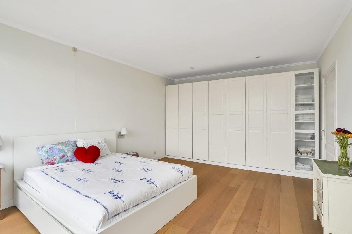 Te huur: Foto Woonhuis aan de Van Boetzelaerlaan 37 in 's-Gravenhage