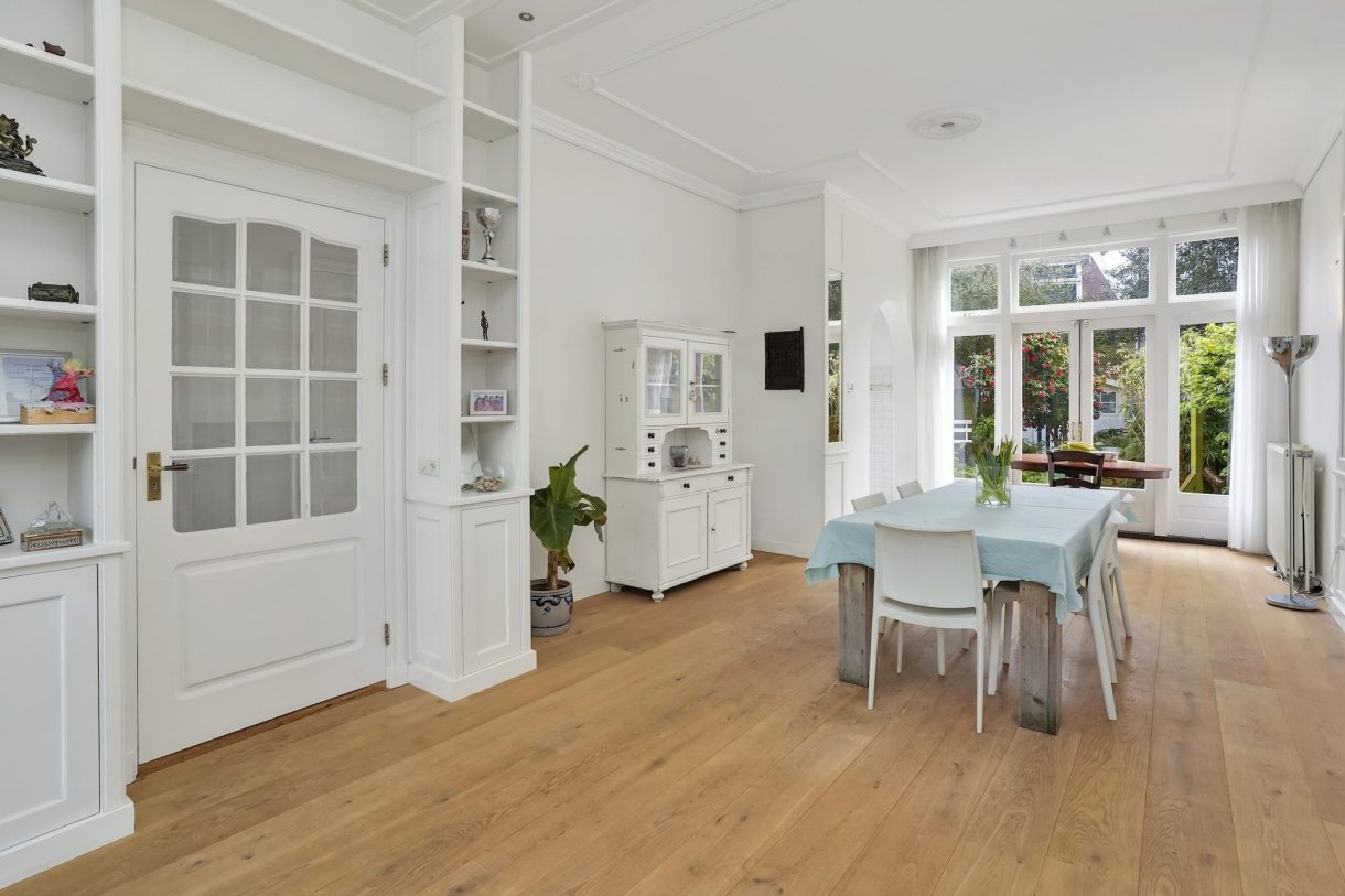 Te huur: Foto Woonhuis aan de Van Boetzelaerlaan 37 in 's-Gravenhage