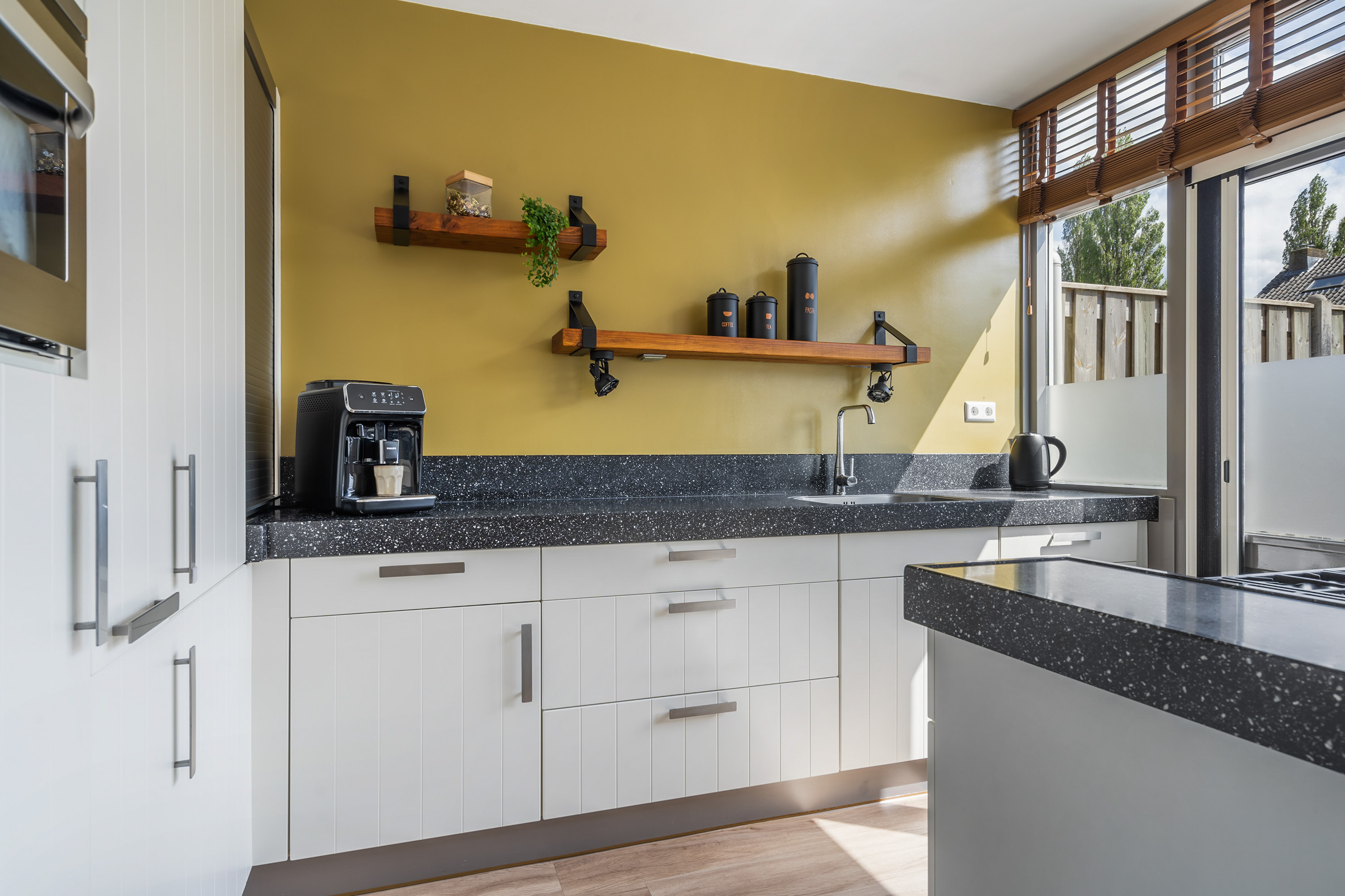 Te koop: Foto Woonhuis aan de C. van Leeuwenstraat 7 in Woerden