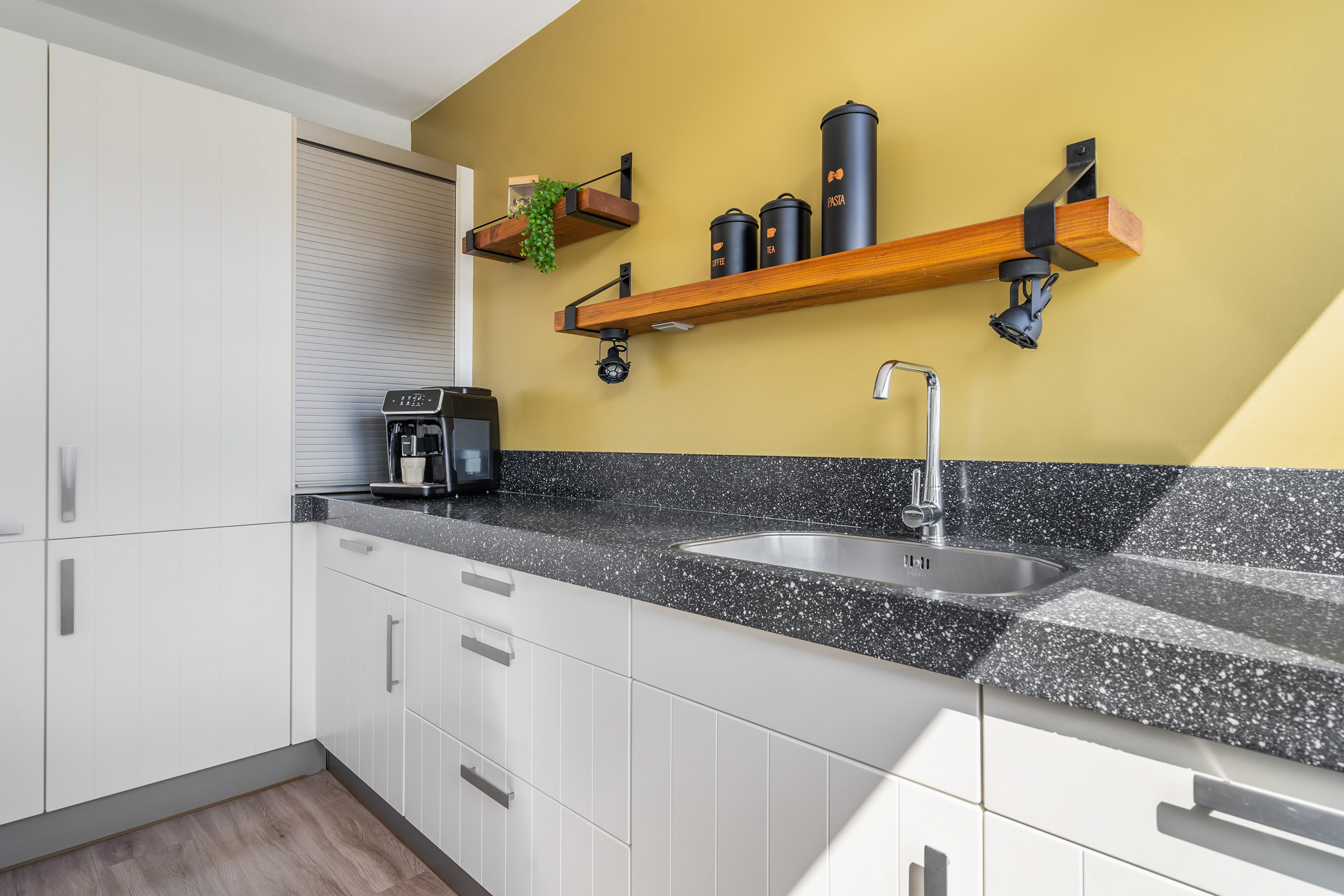 Te koop: Foto Woonhuis aan de C. van Leeuwenstraat 7 in Woerden