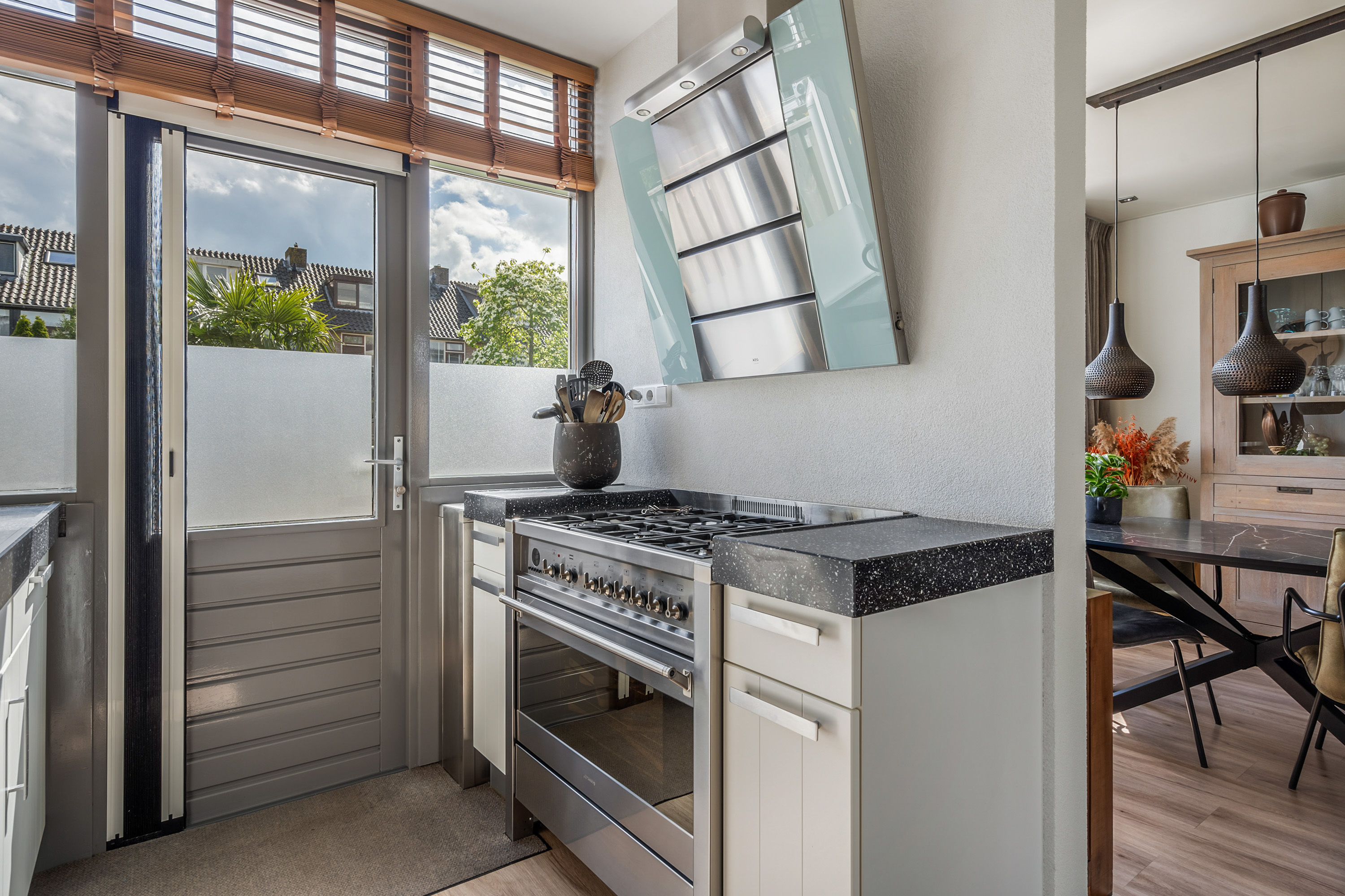 Te koop: Foto Woonhuis aan de C. van Leeuwenstraat 7 in Woerden