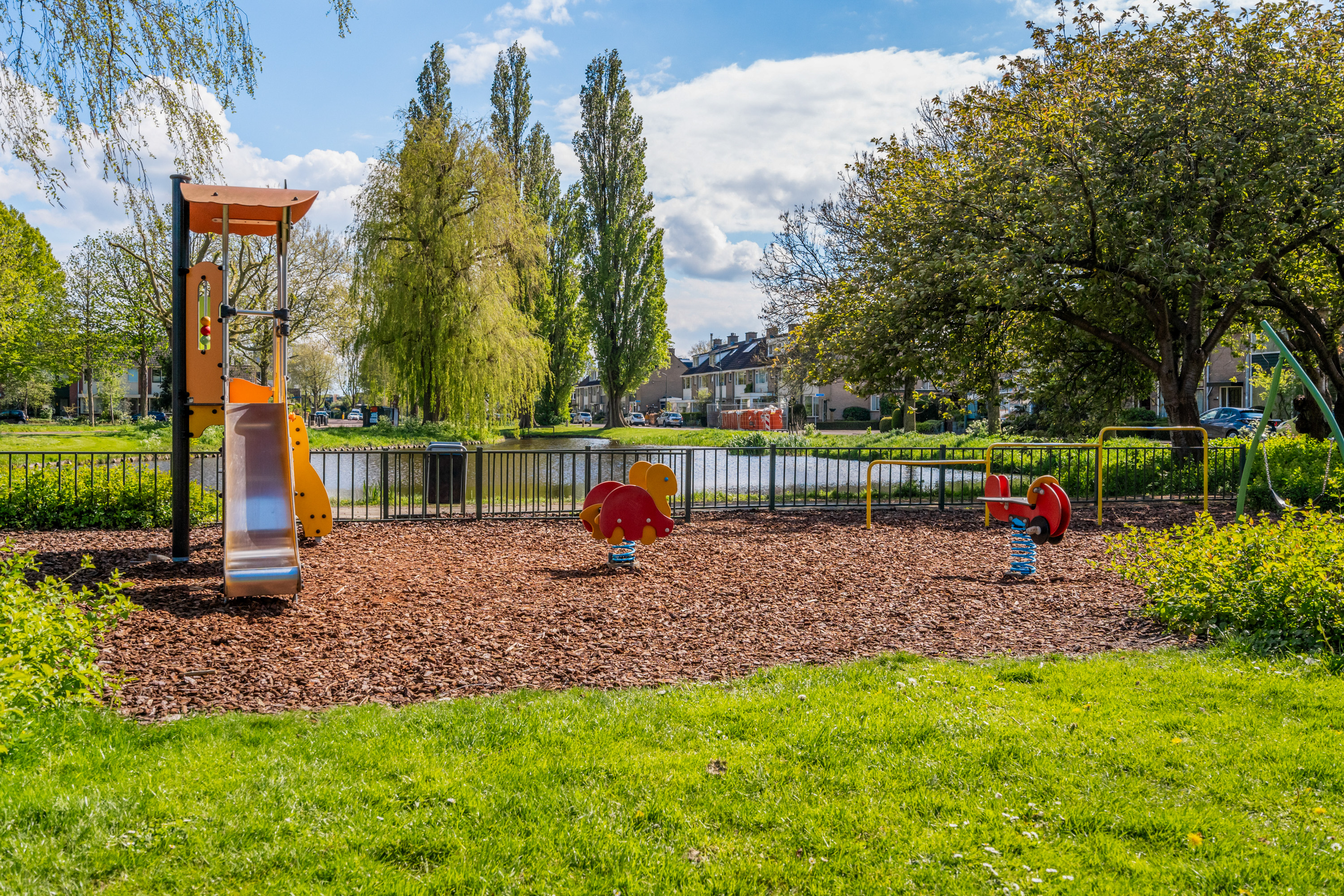 Te koop: Foto Woonhuis aan de C. van Leeuwenstraat 7 in Woerden